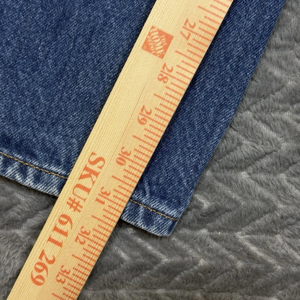 Vtg Levis 505 Jeans Mens Fits 32x31 Regular Fit Straight Leg Medium Wash Y2K